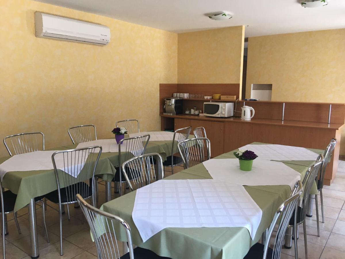 Hotel Foter Panzio Baja Zewnętrze zdjęcie