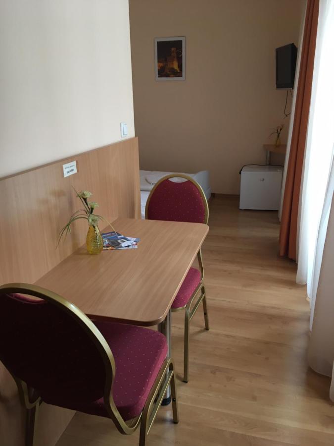Hotel Foter Panzio Baja Zewnętrze zdjęcie