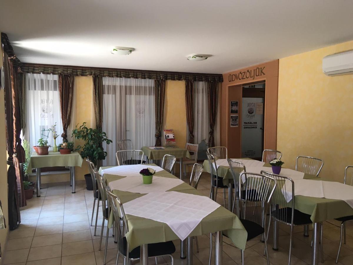 Hotel Foter Panzio Baja Zewnętrze zdjęcie