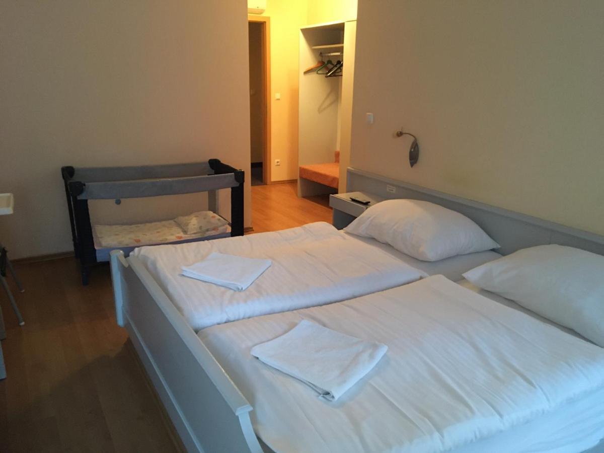 Hotel Foter Panzio Baja Zewnętrze zdjęcie
